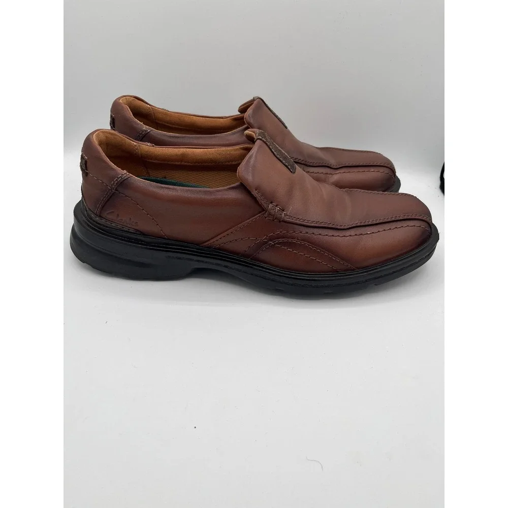 Clarks Men Brown Leather Slip On Loafers Extreme Comfort Bicycle Toe Sz 10M